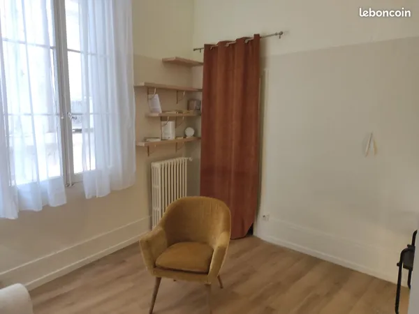Bureau en coworking ecusson montpellier