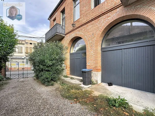 Loft 3 pièces 77 m²