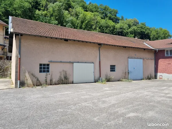 Opportunité Investisseur : Bâtiment de 34 parkings intérieurs