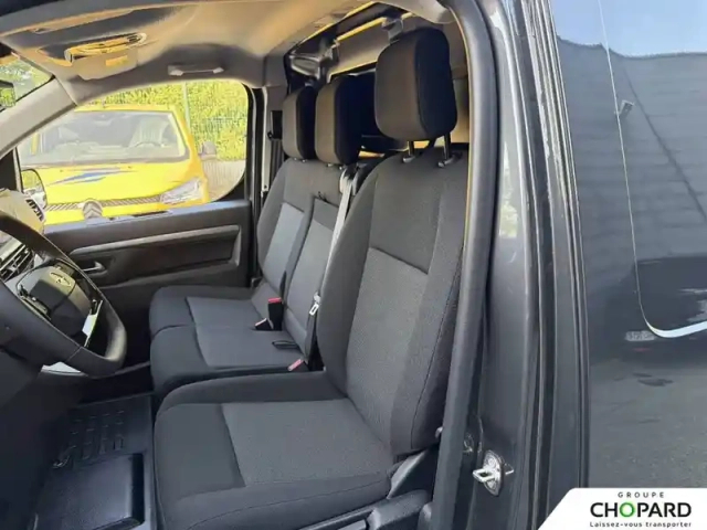 Opel Vivaro fgn sportive diesel 180 ch m automatique — photo 19