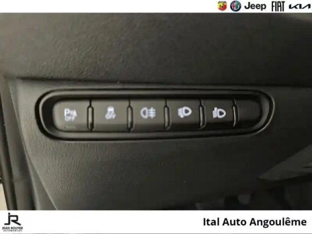 Abarth 500 e 155ch 42kwh pack 4cv — photo 14