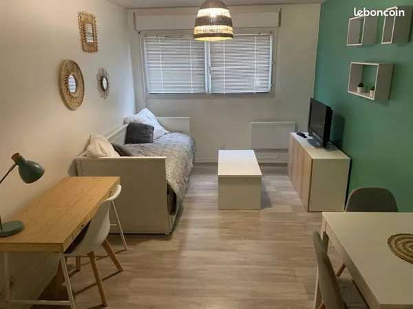 Appartement de 20m2 - Quartier Jean Jaurès/Cernay - Loyer 460 HC