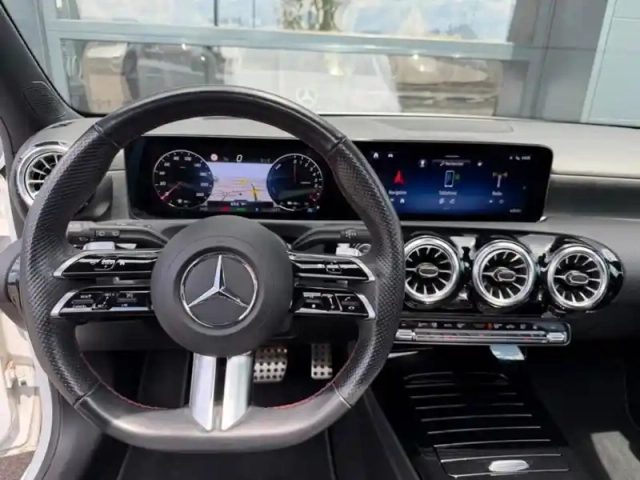 Mercedes Classe A 250 e hybrid eq amg line — photo 37