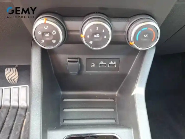 Renault Clio tce 90 — photo 23