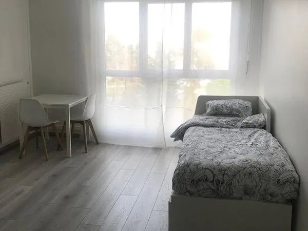 Grand Studio 33M2 Les Ulis