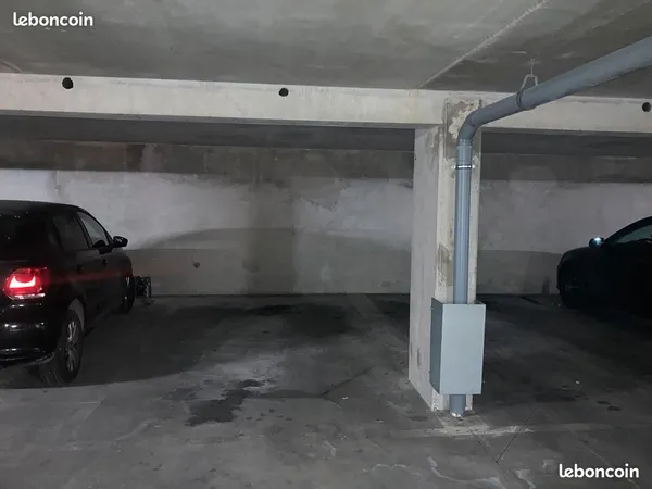 Stationnement Location Bobigny 60€