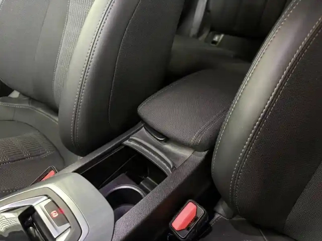Peugeot 308 puretech 130ch s&amp;s bvm6 — photo 117
