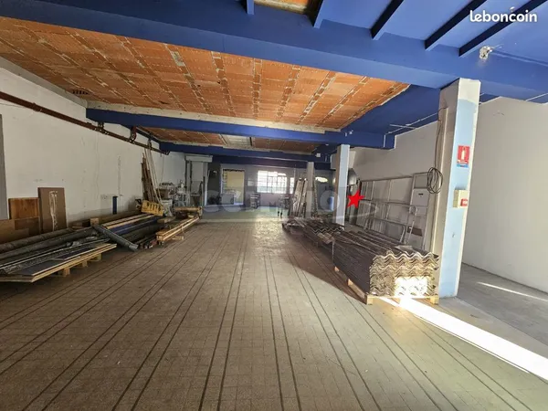 Bureaux 276 m² GRAULHET