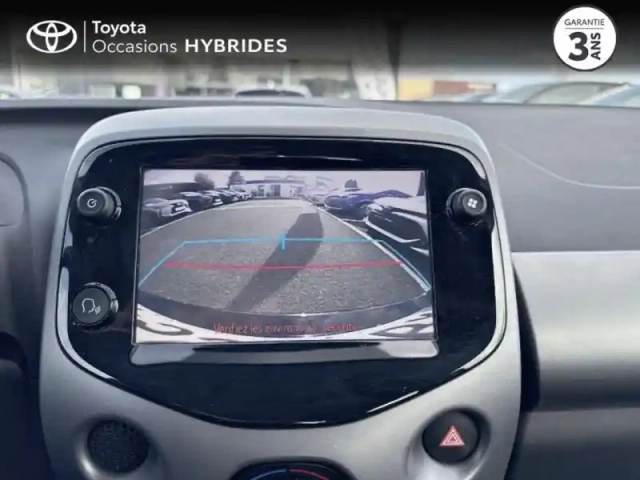 Toyota Aygo 1.0 vvt-i 72ch x-play 5p my19 — photo 11