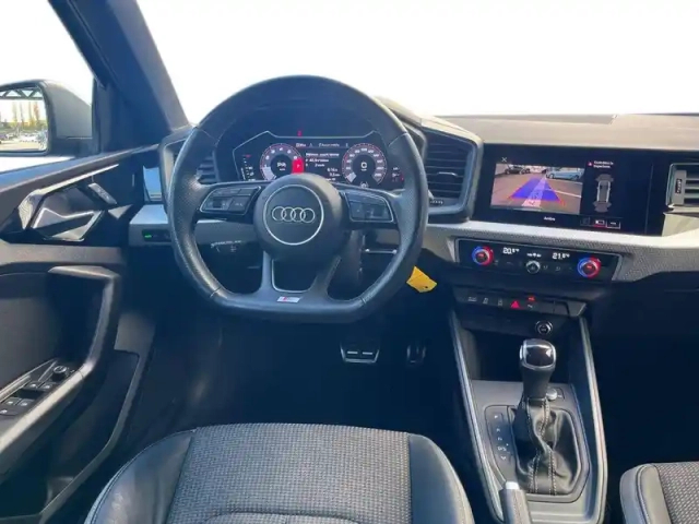 Audi A1 sportback 40 tfsi 207 ch s tronic 7 — photo 12