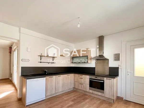 Maison avec cour intime, idéale pour un premier achat ou un investissement locatif !