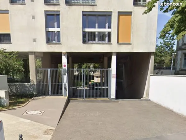 Place de parking privée - Nancy