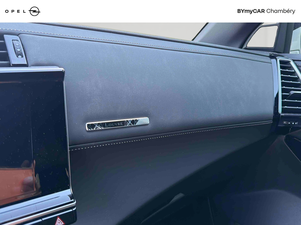 DS7 Crossback Hybride E-Tense 300 EAT8 4x4 — photo 20