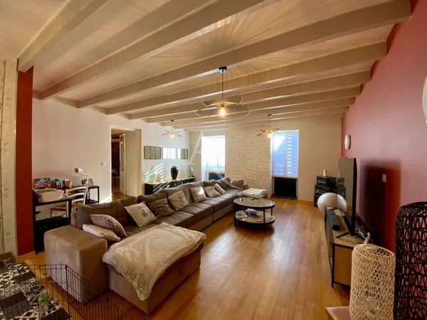 Maison 6 pièce(s) 200 m2