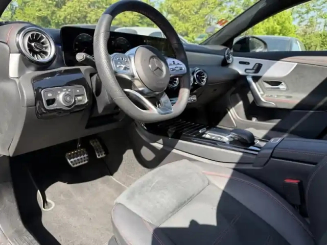 Mercedes Cla 250 e coupé amg line — photo 10