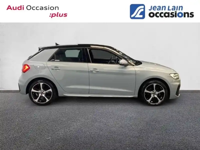 Audi A1 sportback 30 tfsi 110 ch s tronic 7 — photo 4