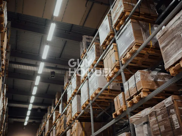 Entrepôt / Local industriel à louer à Compiègne - 190 m²