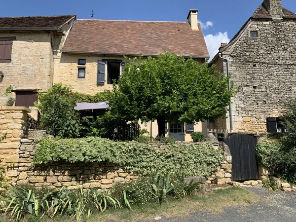Vends maison de village parfaitement rénovée - Dordogne