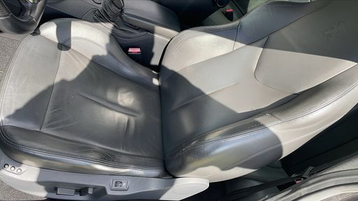 Peugeot RCZ 1.6 THP 156 - N/A – 2011 – 106070 km – Essence – Boîte Manuelle — photo 17