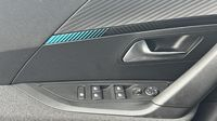 Peugeot 2008 1.2 PureTech 100ch S&S Style — photo 19