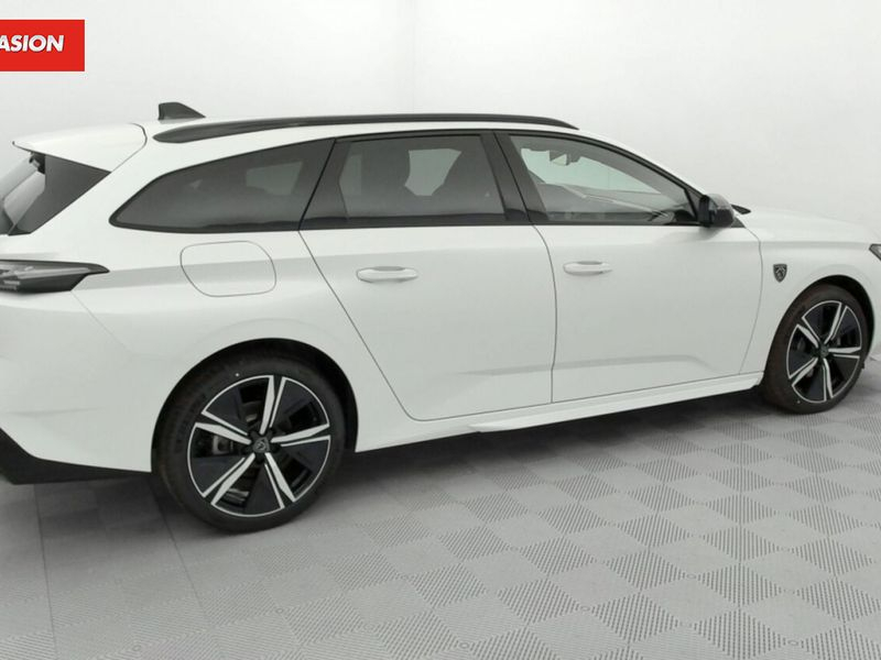Peugeot 308 III 1.5 BlueHDi 130ch GT EAT8 — photo 33