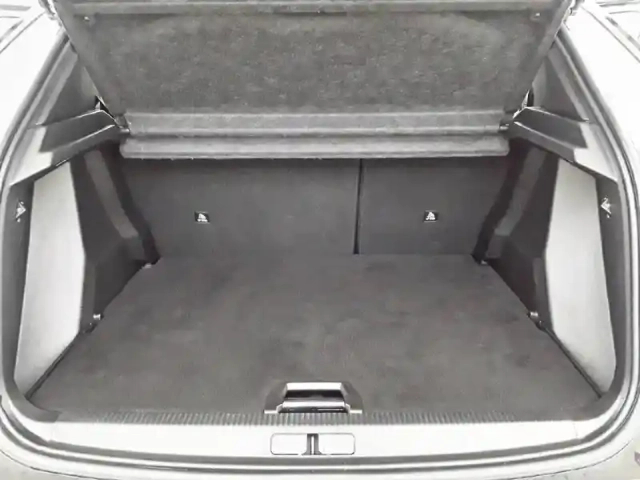Peugeot 2008 puretech 100 s&amp;s bvm6 — photo 32