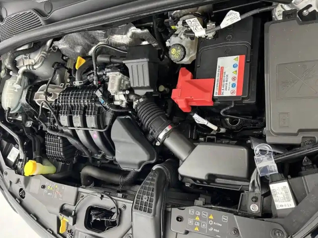 Renault Clio sce 75 — photo 42