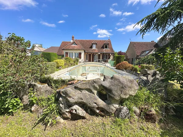 Maison 7 pièces 182 m²