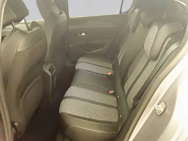 Peugeot 308 hybrid 145 e-dcs6 — photo 58