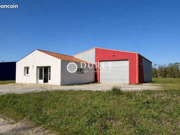 Local 286 m² La Garnache