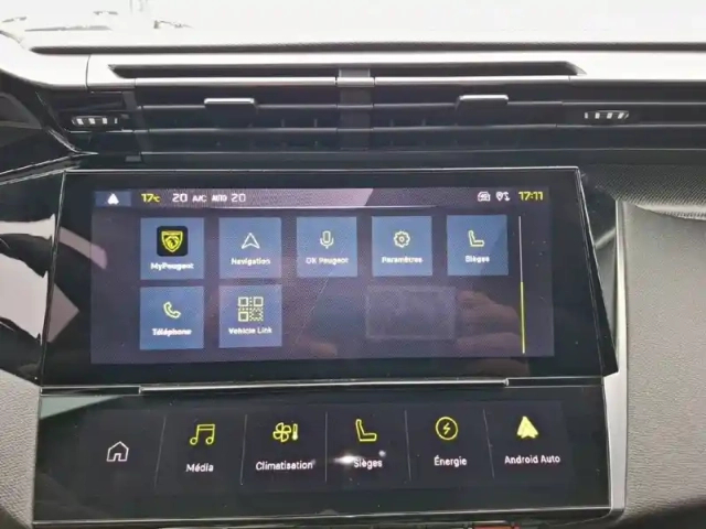 Peugeot 308 phev 225 e-eat8 — photo 32