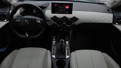 DS DS3 Crossback 1.2 PureTech 100 - So Chic – 2021 – 44655 km – Essence – Boîte Manuelle — photo 35