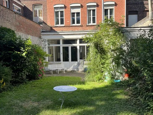 Maison 7 pièces 200 m²