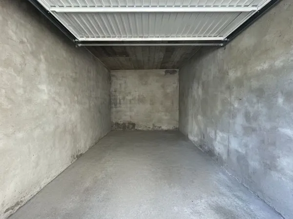 Parking/Garage 16 m²