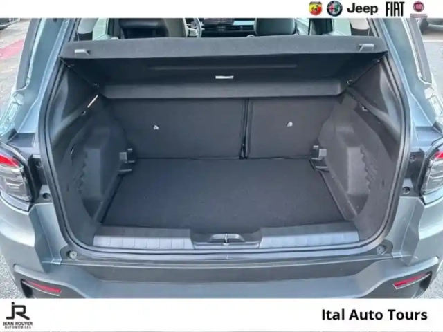 Jeep Avenger 1.2 turbo t3 100ch altitude — photo 6
