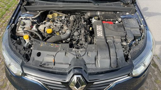 Renault Megane 1.3 TCe 115 - Limited – 2019 – 85200 km – Essence – Boîte Manuelle — photo 20