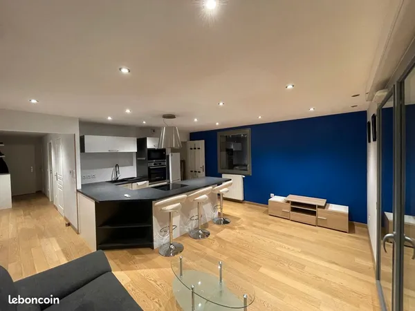 # À LOUER - Appartement meublé avec balcon, vue dégagée et box fermé - Eco-quartier de Trémonteix à 