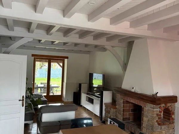 Maison de 102m2 + 20m2 avec 3 chambres, jardin et garage