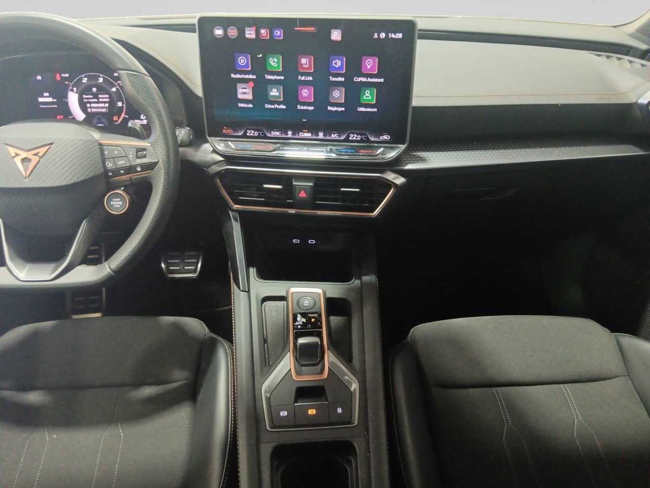 Cupra Leon — photo 15