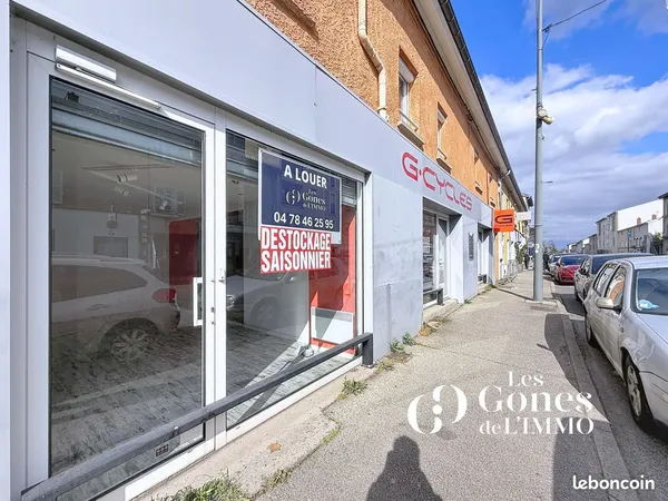 Local commercial 172 m² Craponne