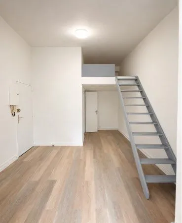 Studio refait à neuf Gambetta