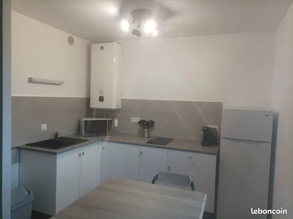 Studio meublé Roanne
