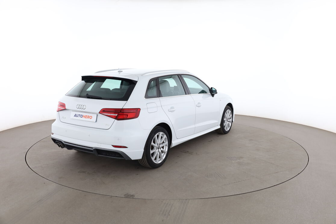Audi A3 Sportback 2.0 TDI Design S Tronic 6 — photo 5