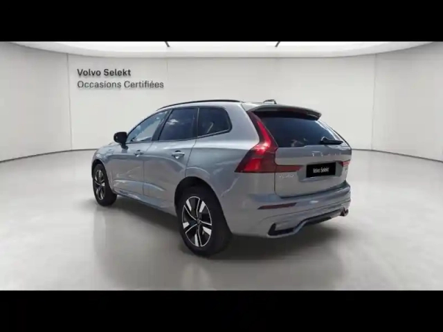 Volvo Xc60 t6 hybride rechargeable 253 + 145ch plus style dark geartronic 8 awd — photo 12