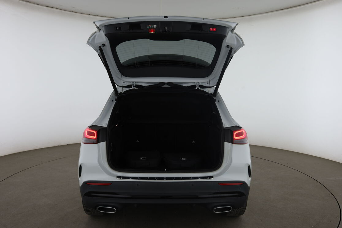 Mercedes-Benz GLA 250 e AMG Line 8G-DCT — photo 15