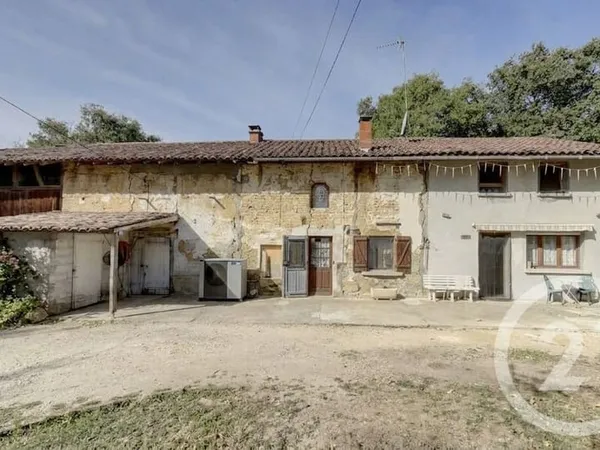 Maison 5 pièces 256 m²