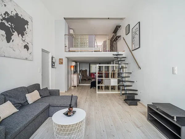 Très bel appartement rénové en duplex proche Gare