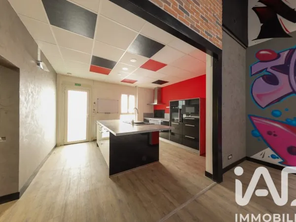 Appartement 8 pièces 217 m²