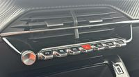 Peugeot 208 1.2 PureTech 100ch S&S Style 118g — photo 15