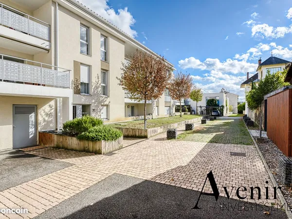 Studio 1 pièce 43 m²